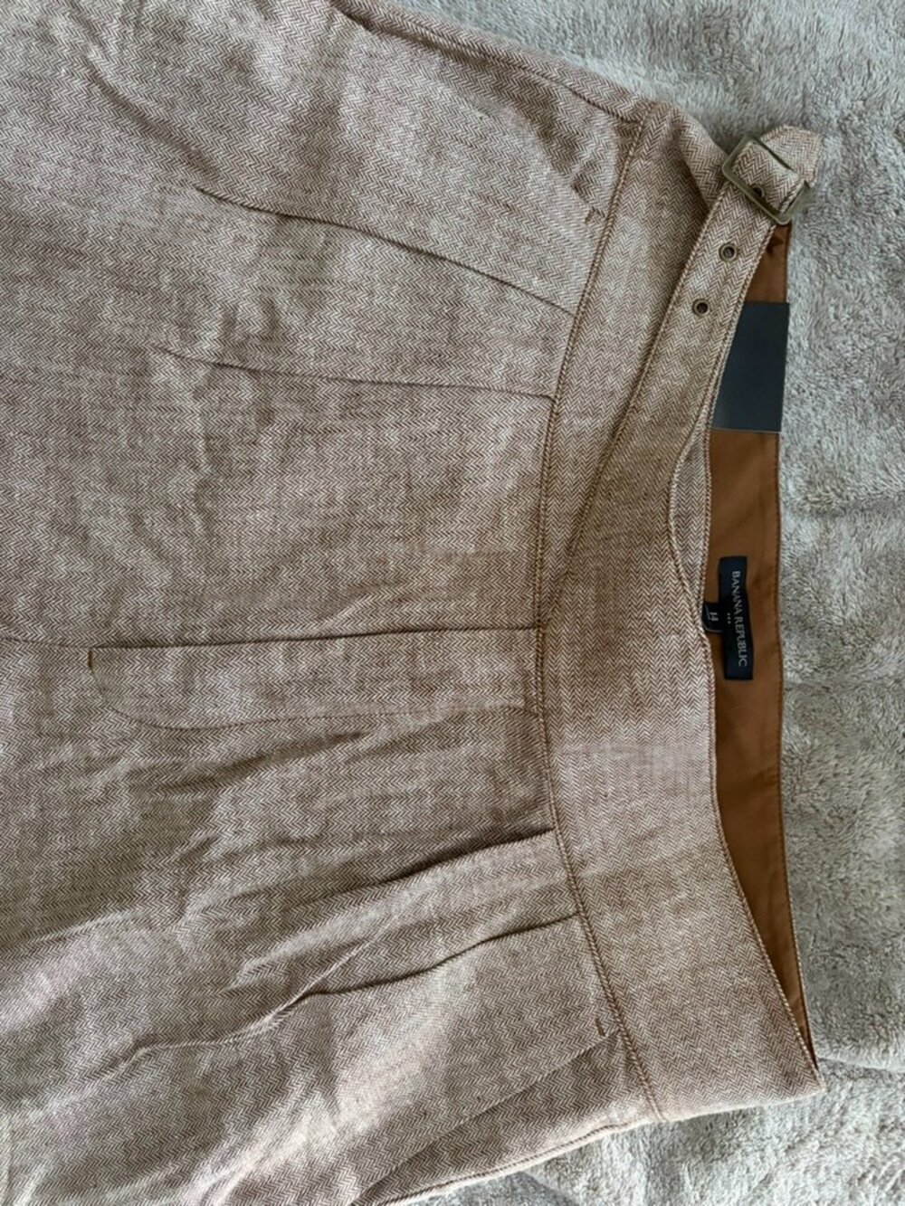 Banana republic twill pleated and tapered pant